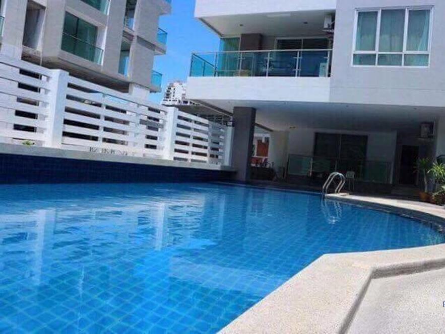 Low Cost 2 bedroom Condo for Sale on Pratumnak Hill Pattaya